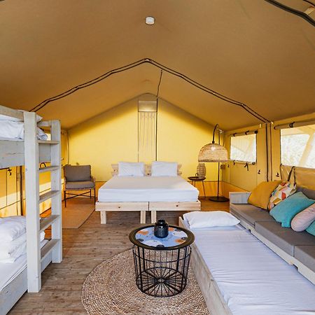 Layla Glamping Hotel นีร์ดาวิด ภายนอก รูปภาพ