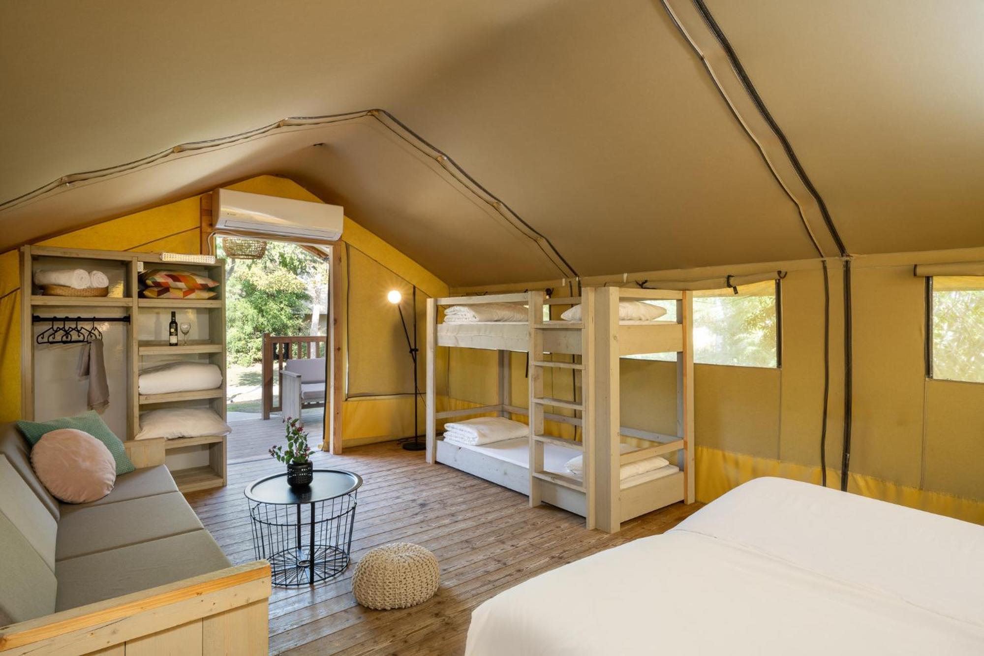 Layla Glamping Hotel นีร์ดาวิด ภายนอก รูปภาพ